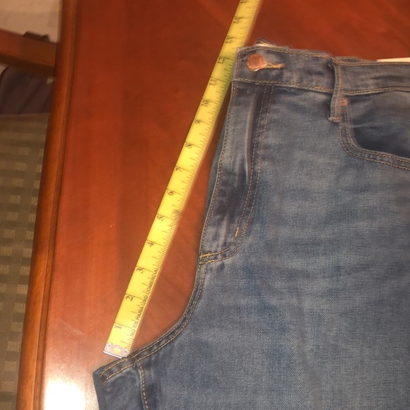 NWT universal thread boyfriend jeans with patches size 12 - Picture 11 of 12